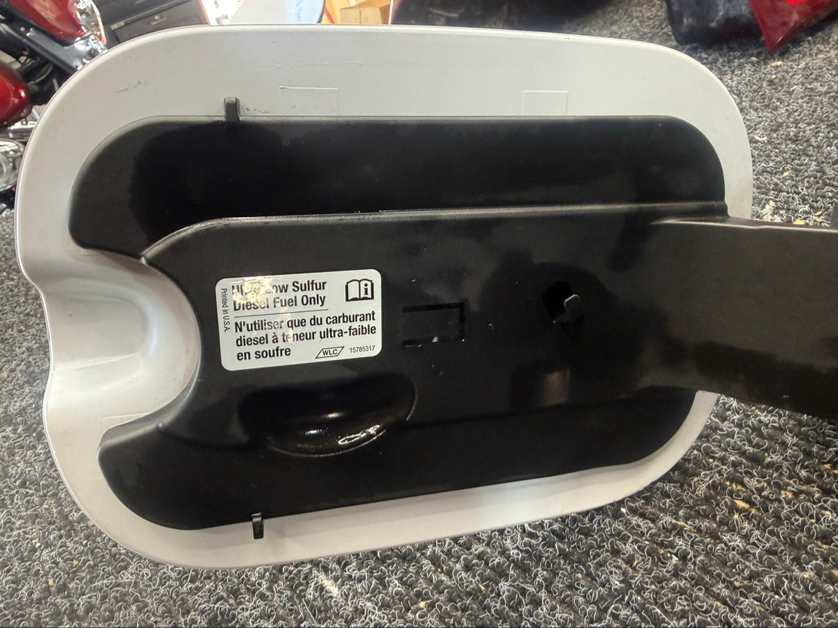 2020-2026 Chevy Silverado 2500HD 3500HD Fuel Door Iridescent Pearl Tricoat White OEM G1W