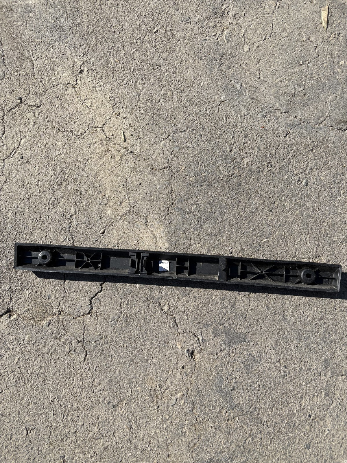 2023–2025 Ford Super Duty F250 F350 F450 Dually Bed Lower Marker Light Cover