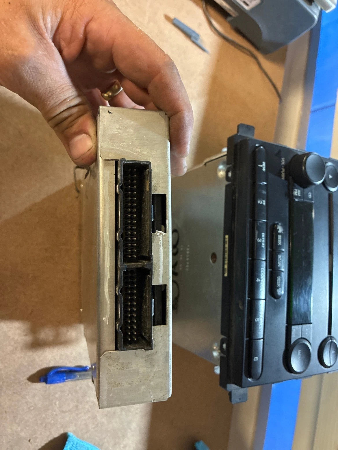 Ford EEC-V PCM Engine Computer UNIDENTIFIED 104-Pin Match Photos