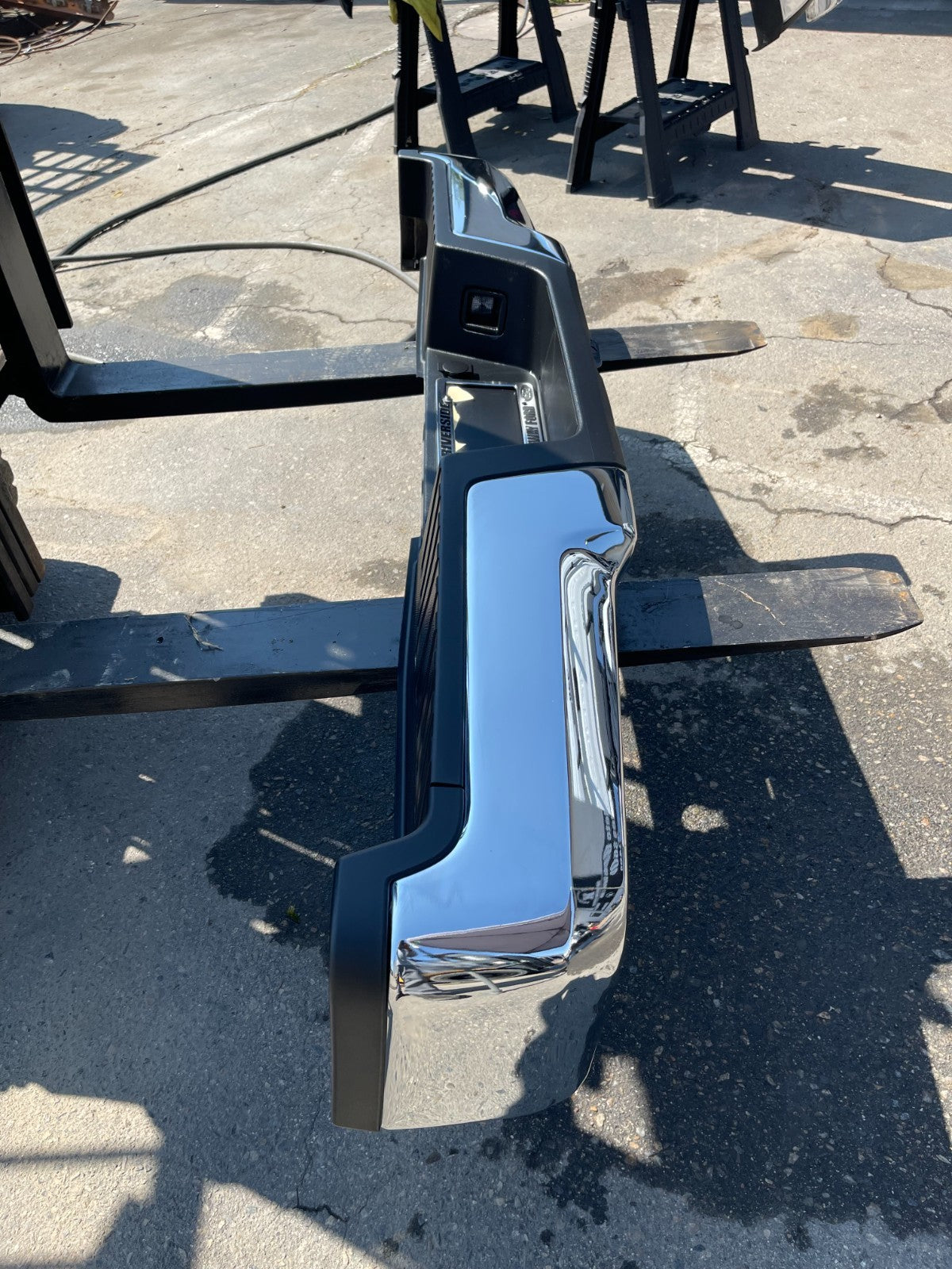 2017-2022 Ford F250 F350 Rear Bumper Chrome OEM w/ Step Pad No Sensor Holes SD