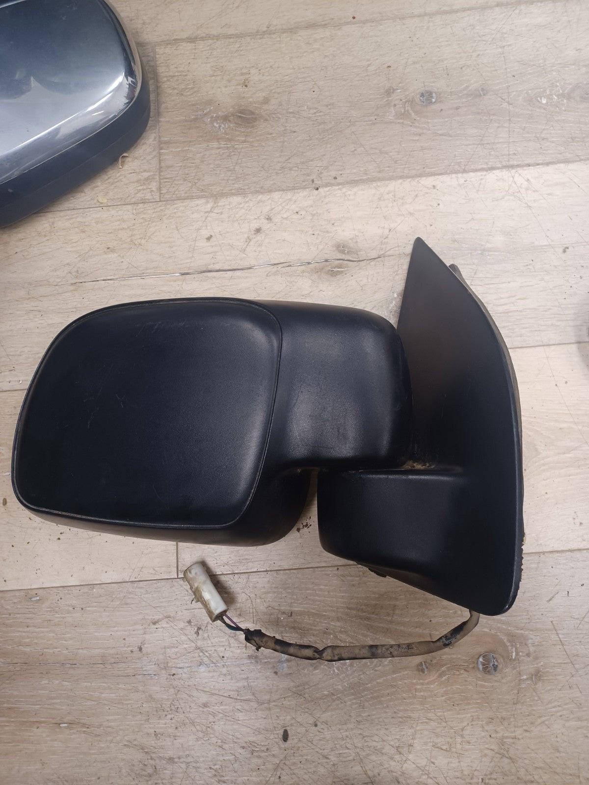 01-07 Ford F250 F350 Super Duty RH Passenger Side Power Mirror OEM 1405546 Black