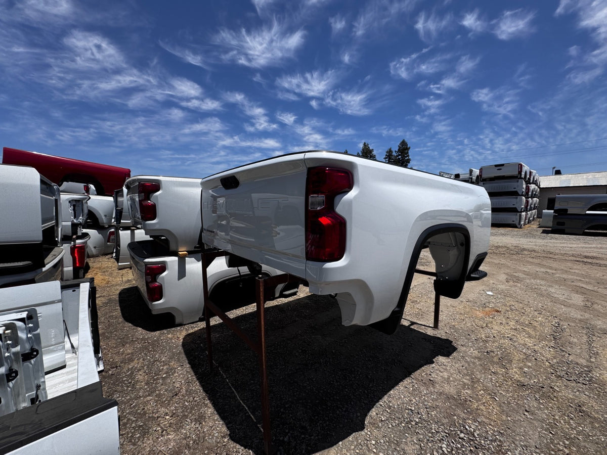 Chevy Silverado 2500/3500 6'6" Short Bed 2020-2024 White Box New Takeoff
