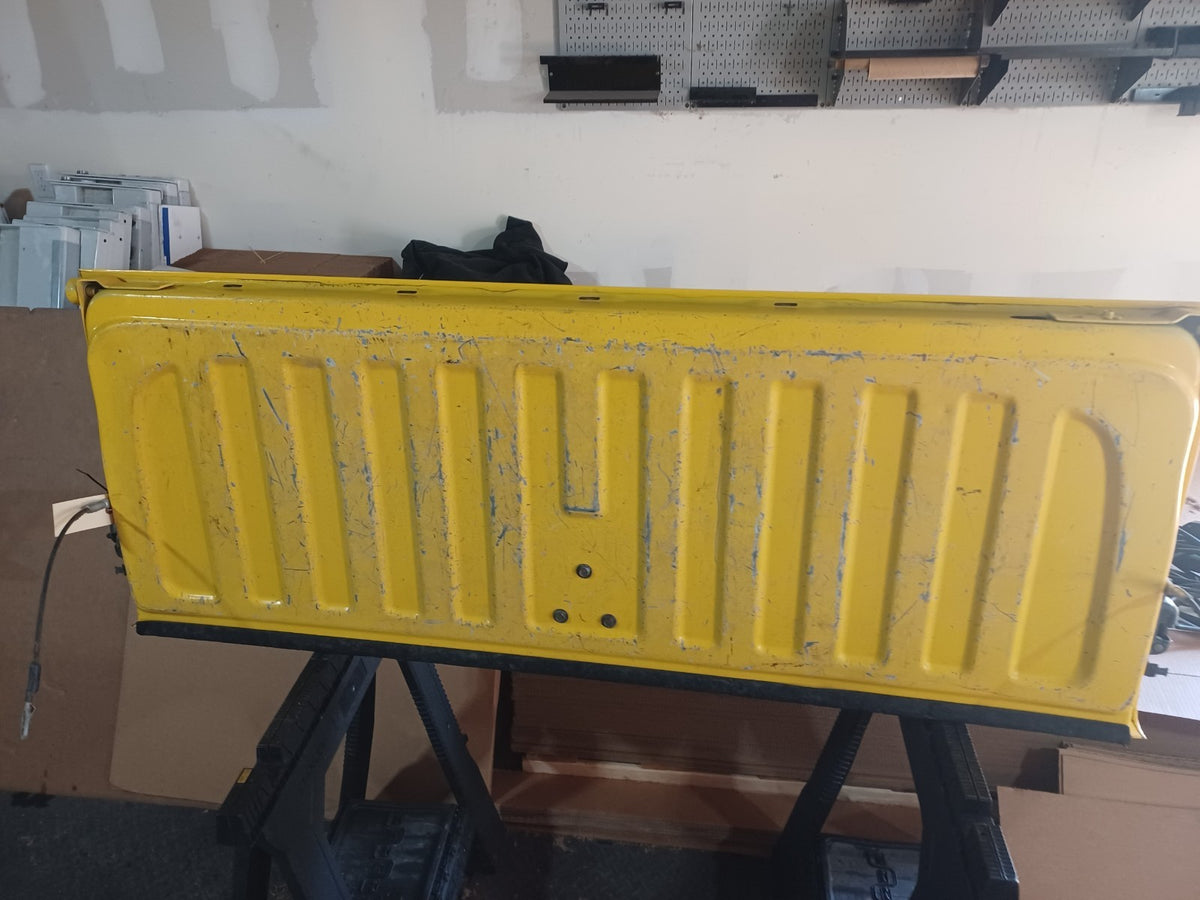 2008-2014 Chevy Silverado GMC Sierra 1500 2500 3500 Tailgate Yellow OEM
