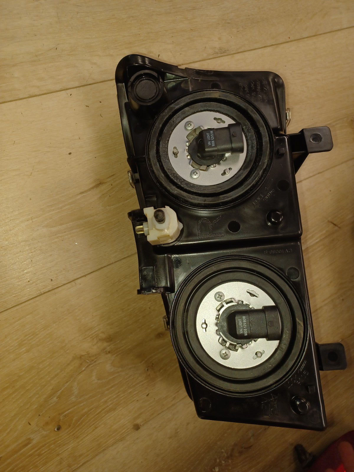 Headlight Assembly Pair Fits 2005-2007 Chevy Silverado 1500 2500HD 3500 Classic