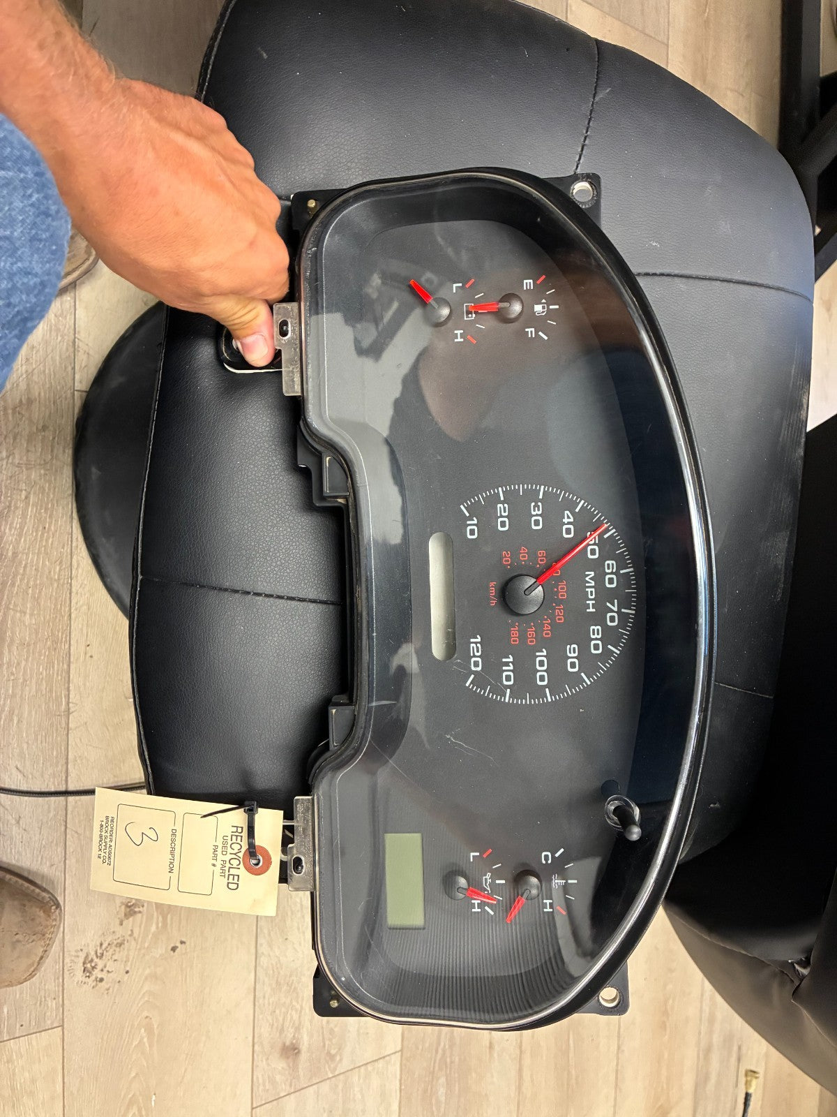 33k2004-2008 Ford F150 Speedometer Instrument Gauge Cluster VP4L3F-10A855-AD OEM
