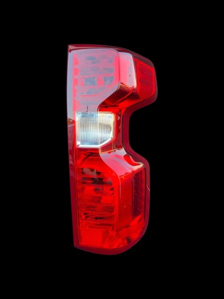 2020-2025 Chevy 2500 3500 Factory pasenger Side Halogen Tail Light Rh