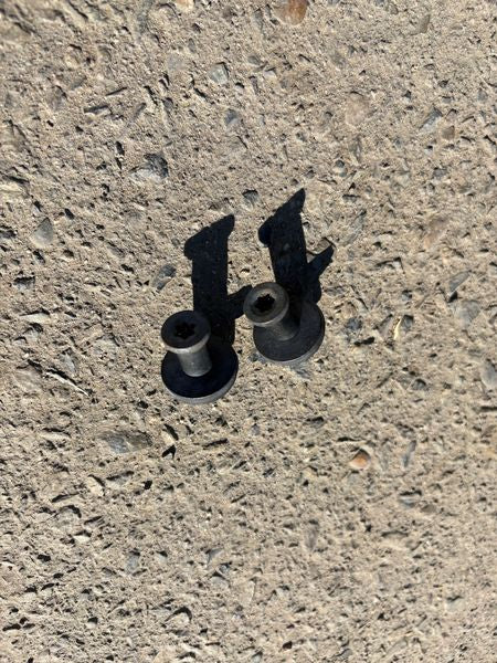 Door Latch Tailgate Striker Bolt For Chevrolet Silverado 1500/2500/3500