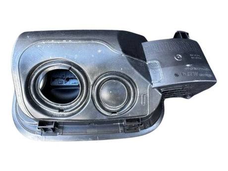 New Takeoff Fuel Door Assembly. 2020-2025 Chevy 2500/3500