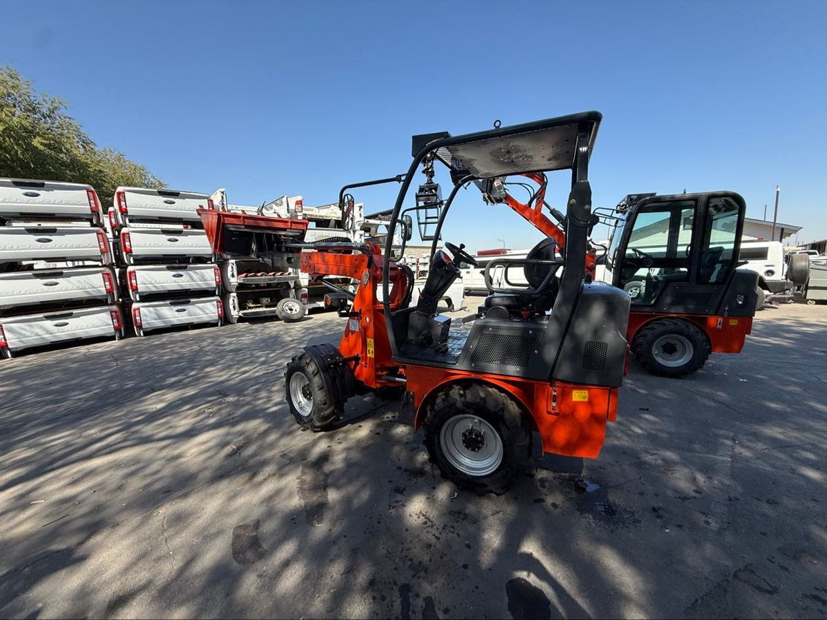 Everun EREL10 Electric Wheel Loader - 1-Ton Front Loader - 72V LiPo - Brand New