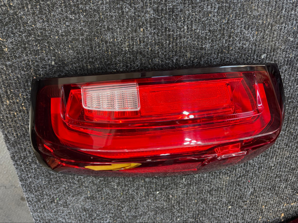 2020-2023 GMC Sierra 2500HD 3500HD RH Passenger LED Tail Light OEM 84760020