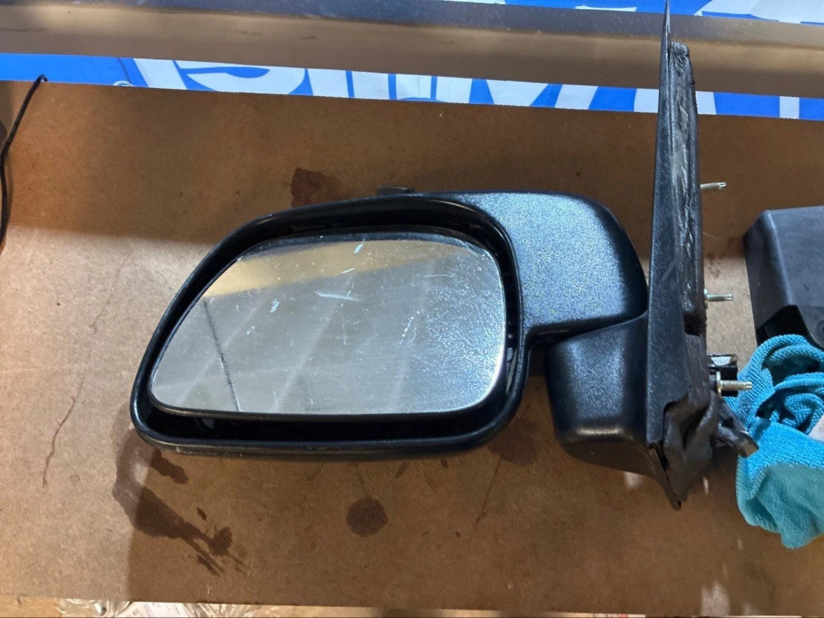 2003 Chevy Silverado 1500 LH Driver Side Power Mirror OEM Black 1406783