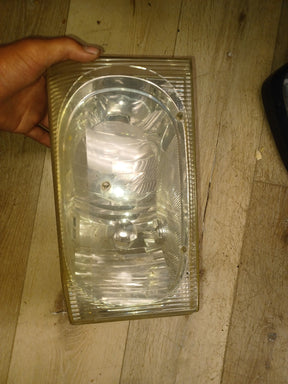 01-04 Ford Excursion LH Driver Side Headlight Headlamp OEM Used 44ZH-1605