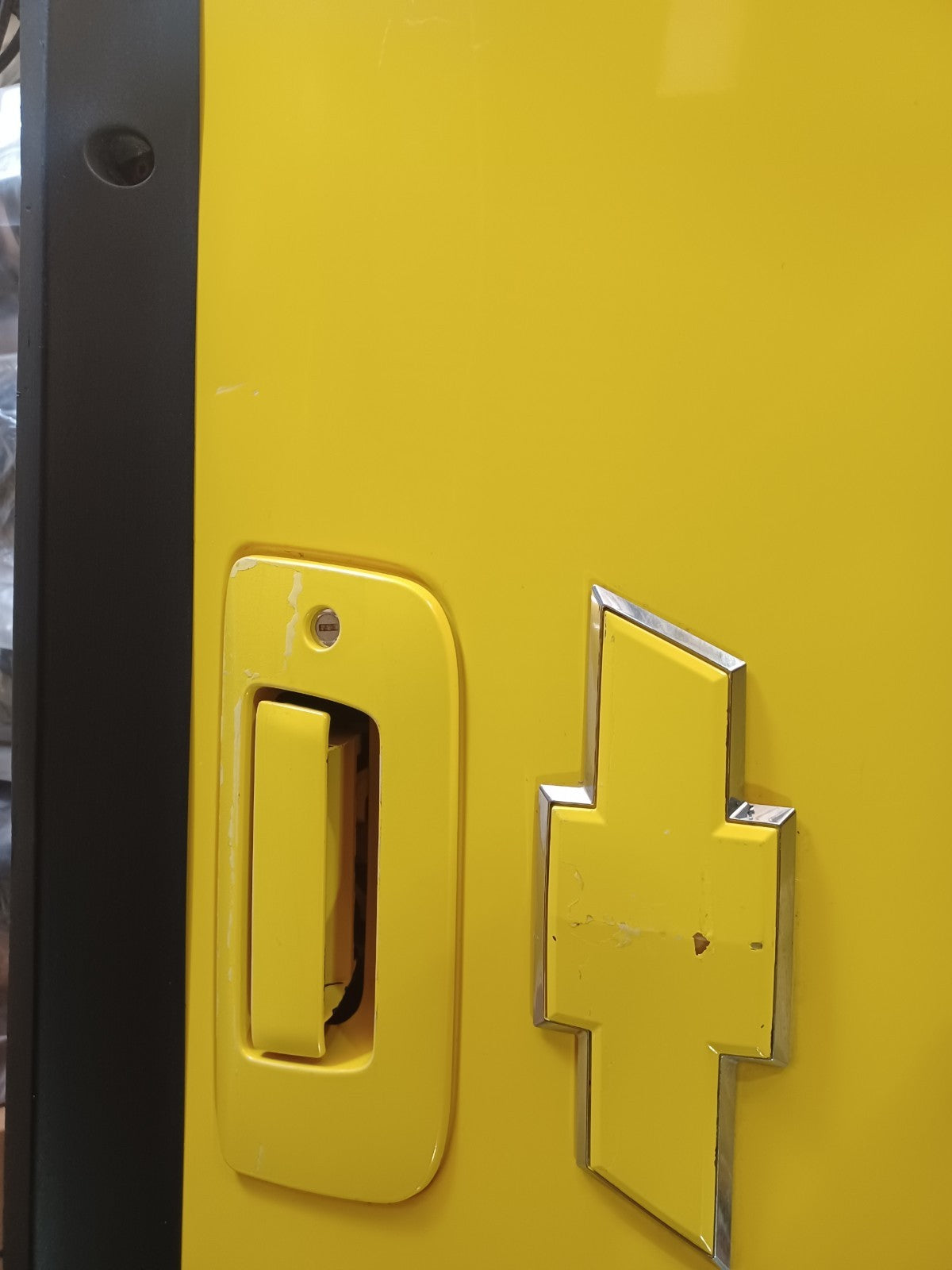 2008-2014 Chevy Silverado GMC Sierra 1500 2500 3500 Tailgate Yellow OEM