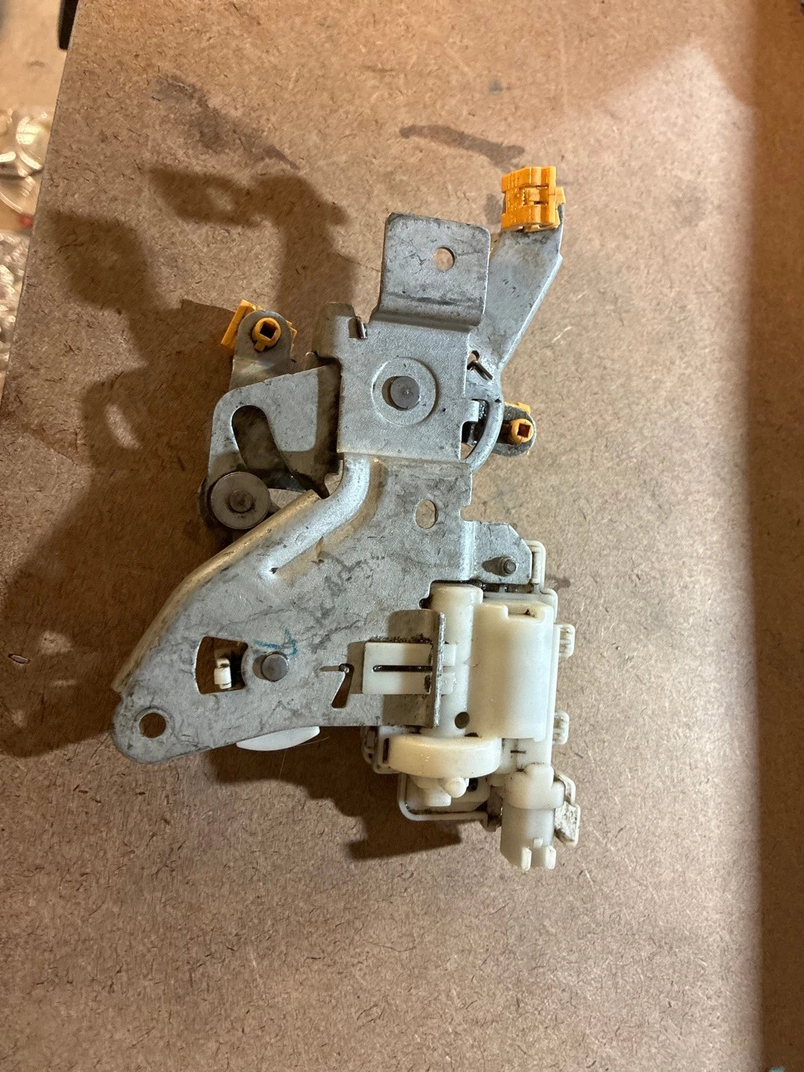 Ford Tailgate Latch Control HC3B-99431F94-CB 2017-2022 F-250 F-350 SuperDuty OEM