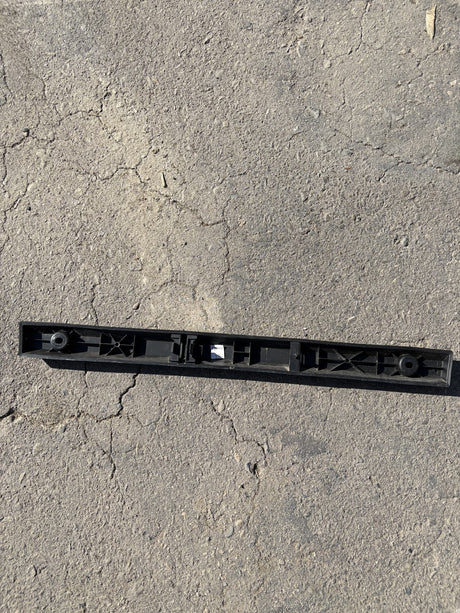 2023–2025 Ford Super Duty F250 F350 F450 Dually Bed Lower Marker Light Cover