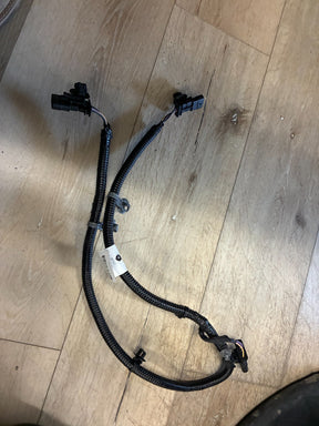 Ram 2500 Only - Jumper Wiring Harness For Tailgate Latch OEm p68648201ab