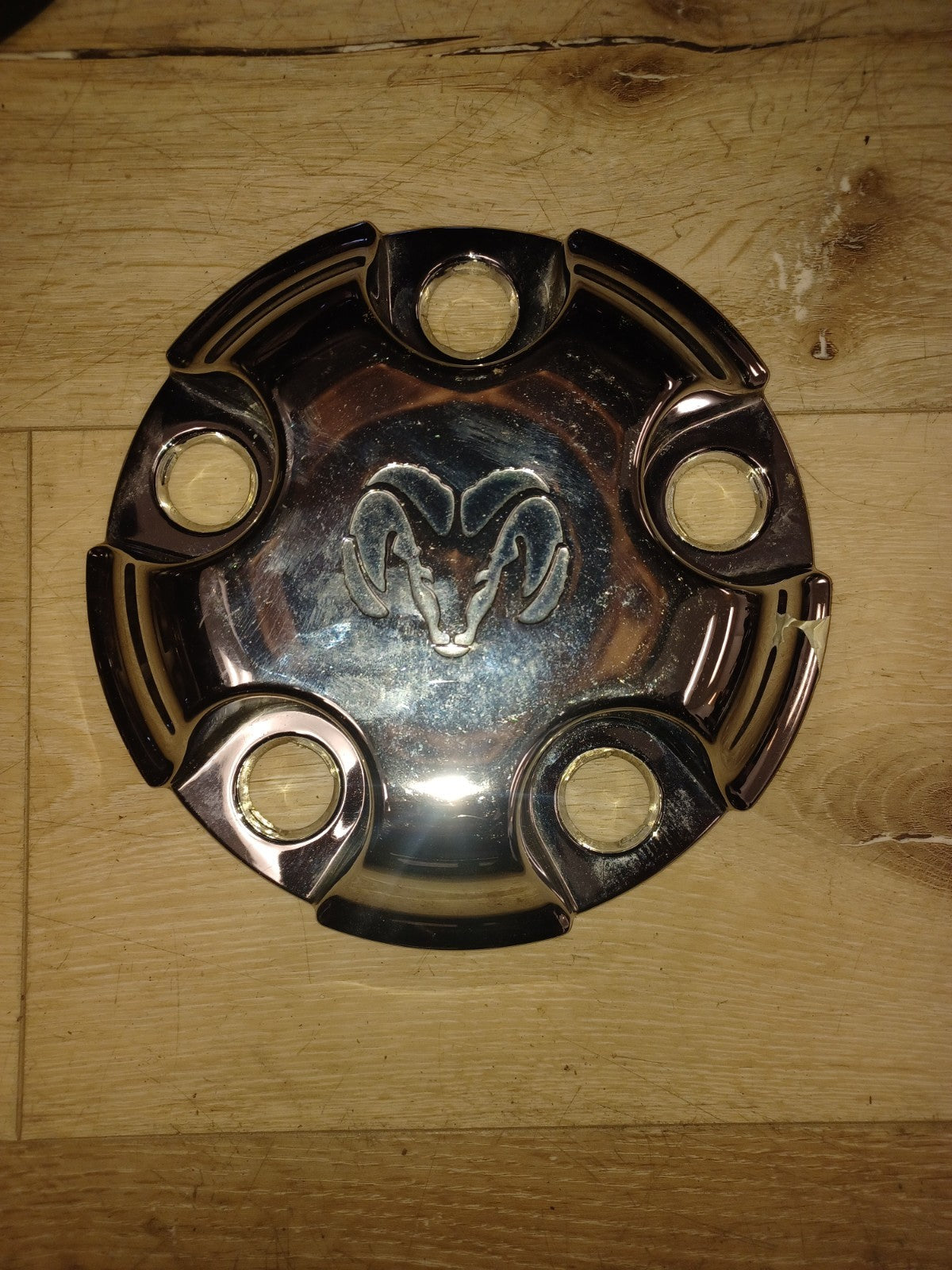 OEM Dodge Ram 1500 Chrome Wheel Center Cap 52106536AA 2002-2006 Hubcap 1PC