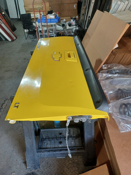 2008-2014 Chevy Silverado GMC Sierra 1500 2500 3500 Tailgate Yellow OEM