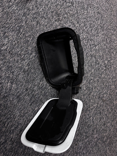 2023–2025 Ford Super Duty Fuel Filler Door White OEM F250 F350 F450 Gas Cap Cover
