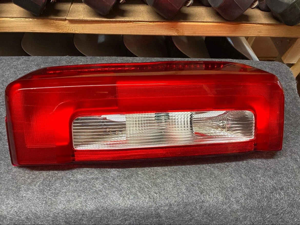 2023-2026 Ford F250 F350 Super Duty Tail Light LH PC3B-13B505-AG OEM Take-Off