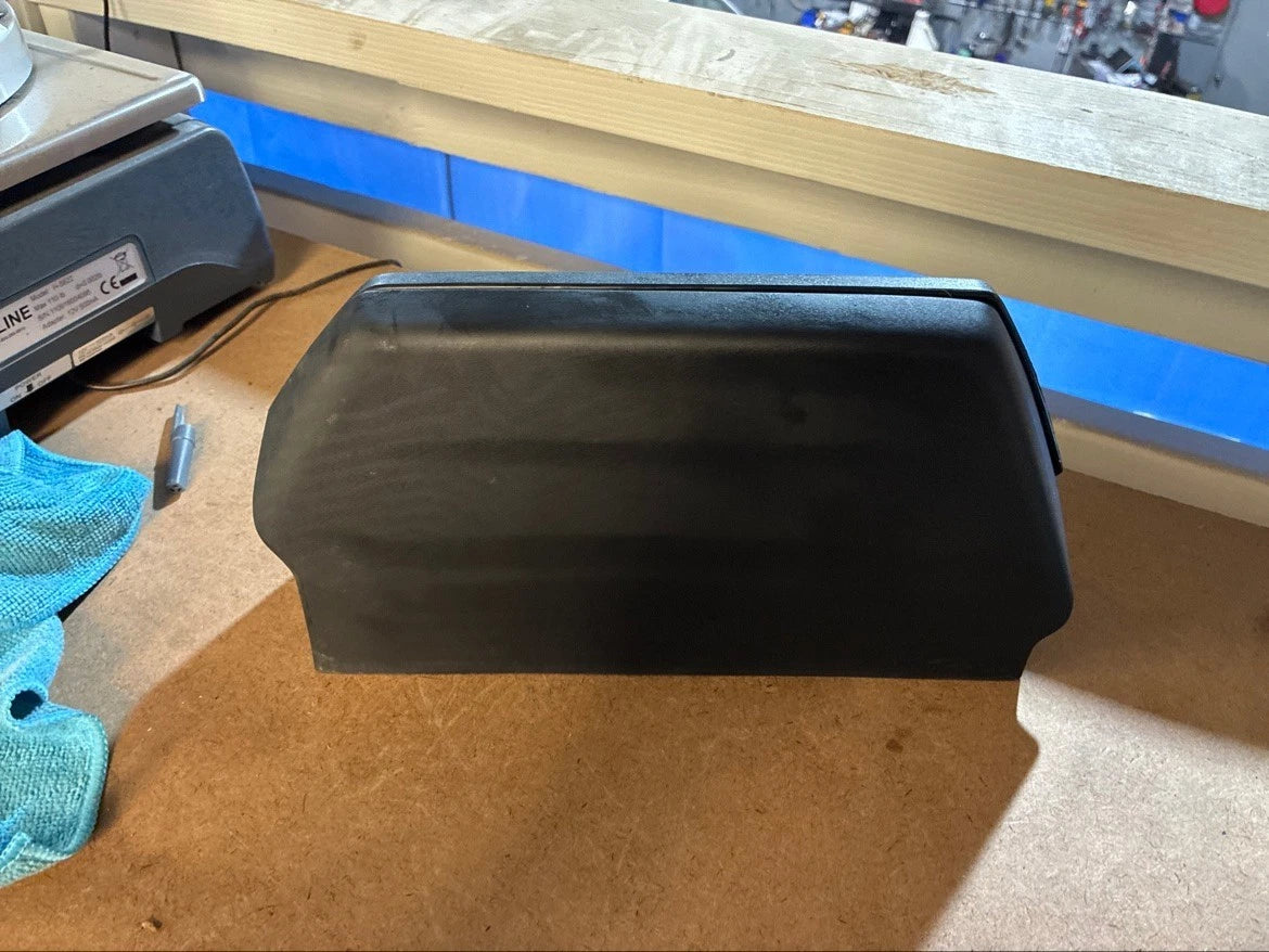 GM Bed Step Assembly RH Passenger OEM 84663444 2020-2024 Silverado Sierra 2500HD