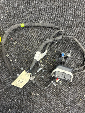 2020-2025 Silverado Sierra OEM Tailgate Wiring Harness 86803929 Push Button