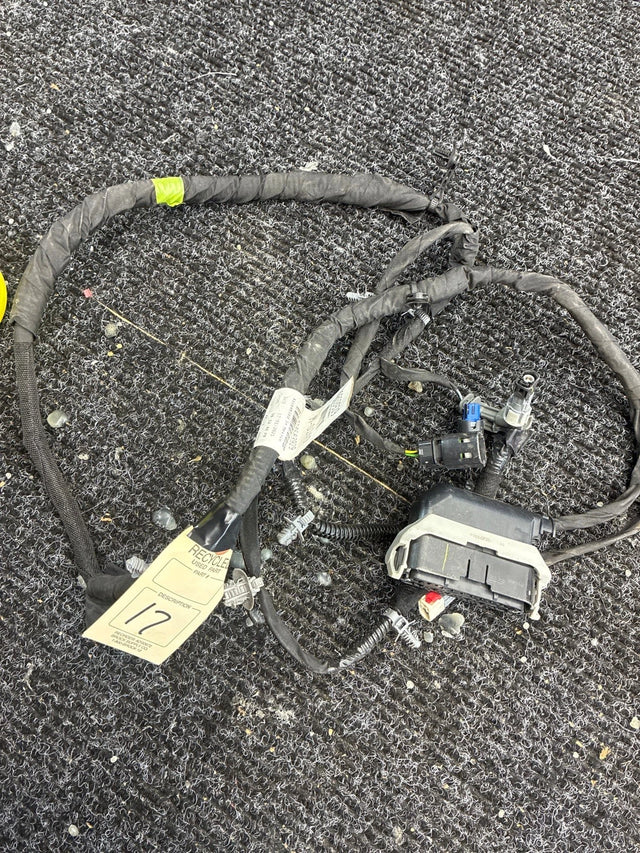 2020-2025 Silverado Sierra OEM Tailgate Wiring Harness 86803929 Push Button