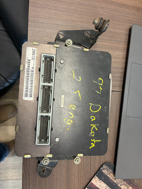 1997 Dodge Dakota PCM ECU P56048319AC 2.5L Engine Computer 4 Cylinder OEM