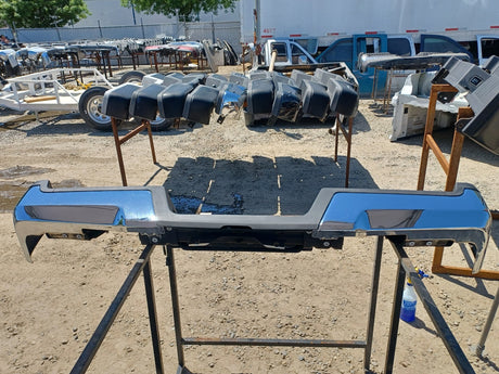2017-2022 Ford F250 F350 Super Duty Rear Bumper Chrome OEM Complete Take Off