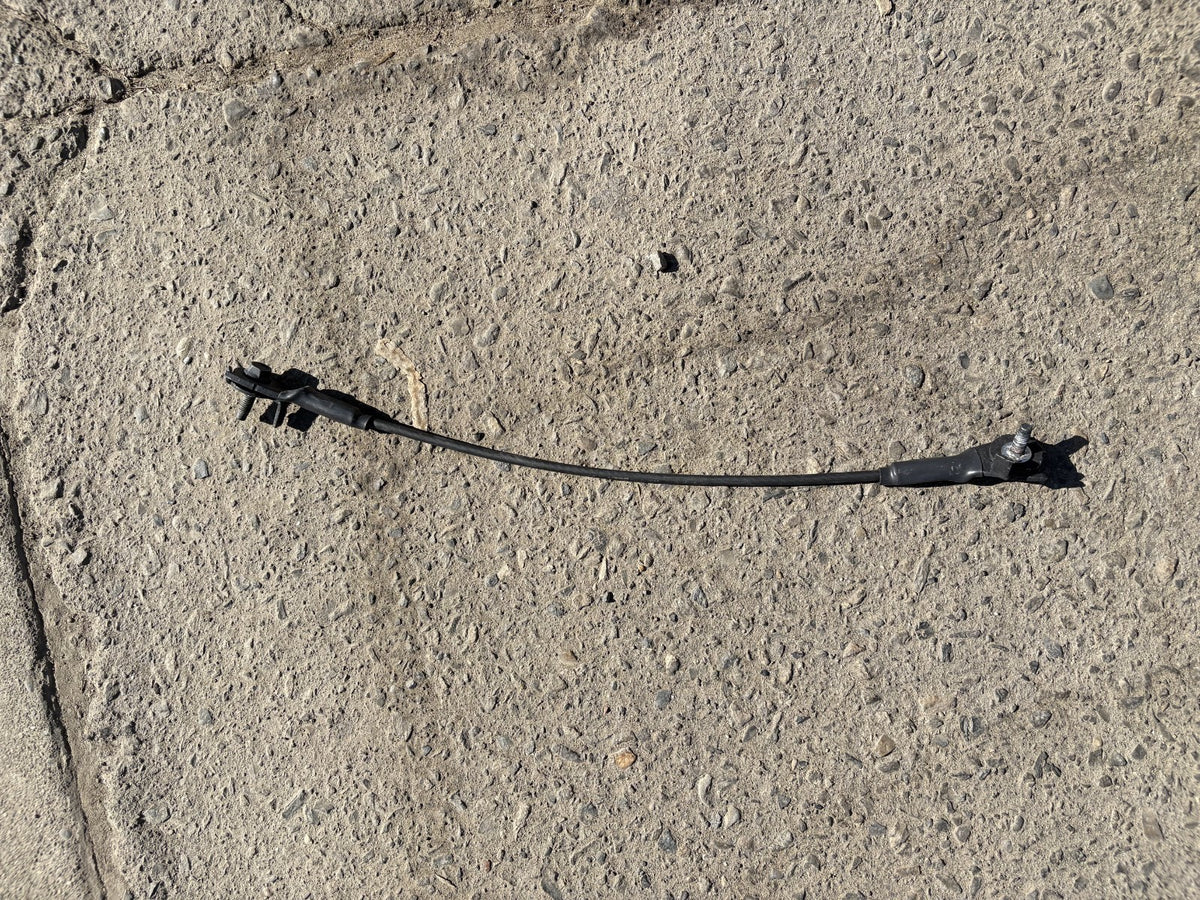 GM Silverado Sierra 2500 3500 Tailgate Support Cable LH | OEM 2020–2025