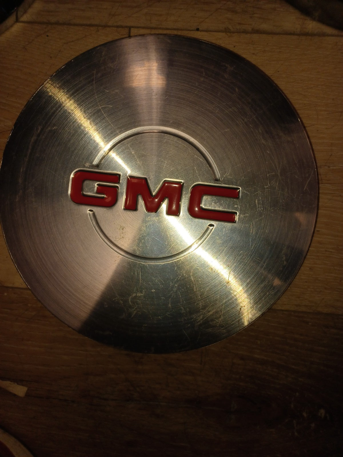 OEM GMC Yukon Sierra Safari Wheel Center Cap Hubcap 1999-2005 Factory Center Cap