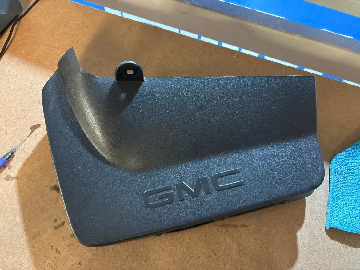 GMC Sierra 3500HD Dually Left Rear Splash Guard Mud Flap OEM 84254843 LH DRW