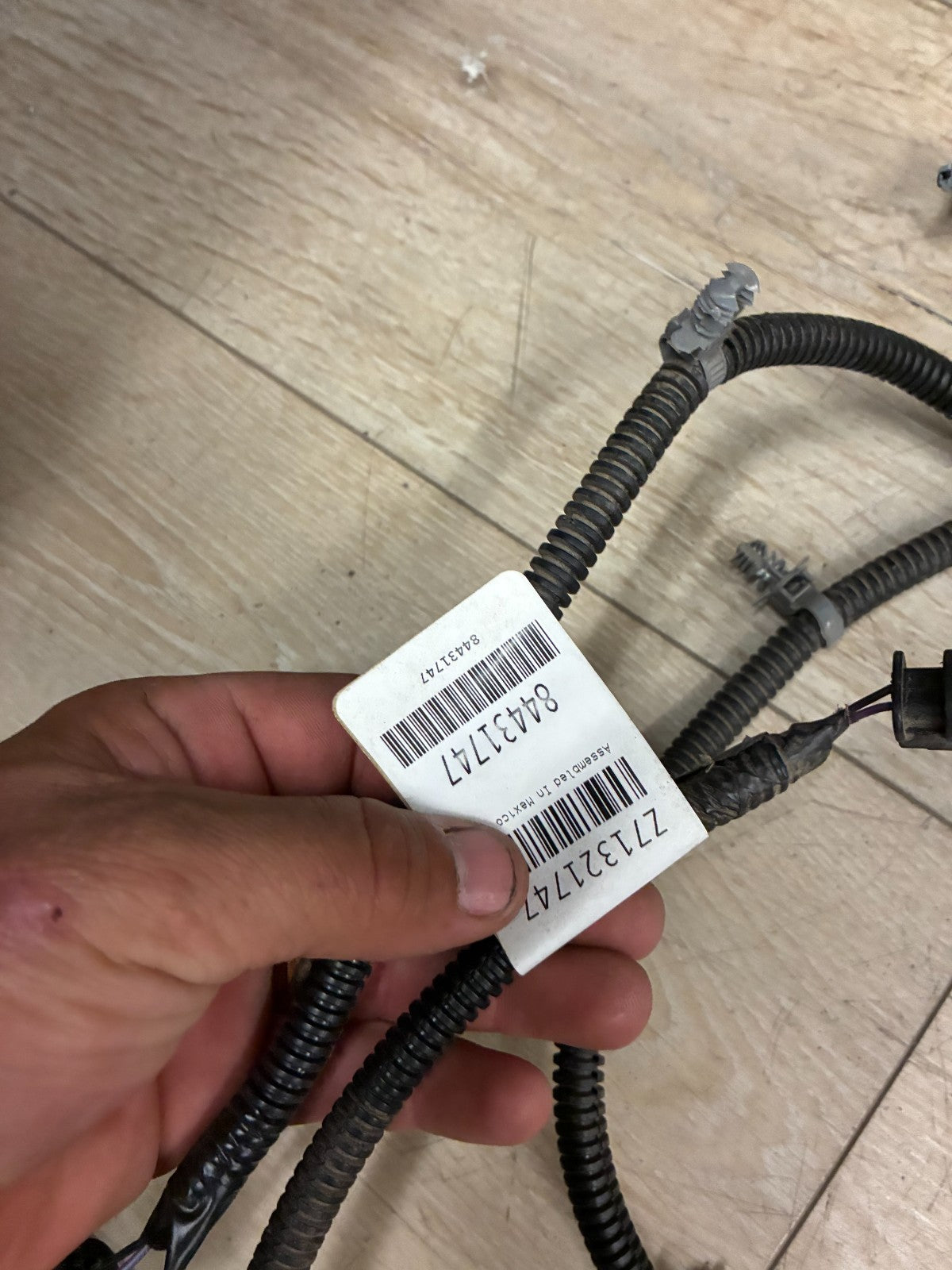 Genuine GM Driver Side Rear License Plate Lamp Wiring Harness Extension 84431747