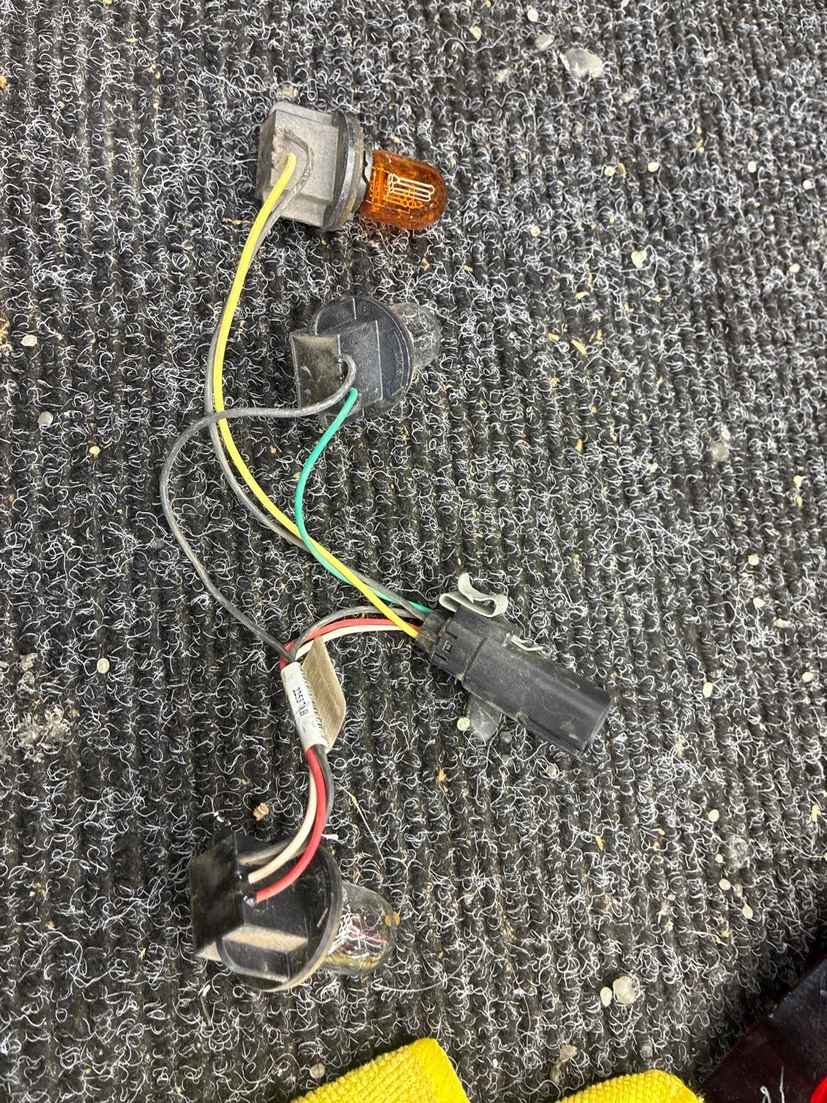 2019-2024 Ram 2500 3500 Tail Light Bulb Socket Pigtail Wiring Harness 22537AB